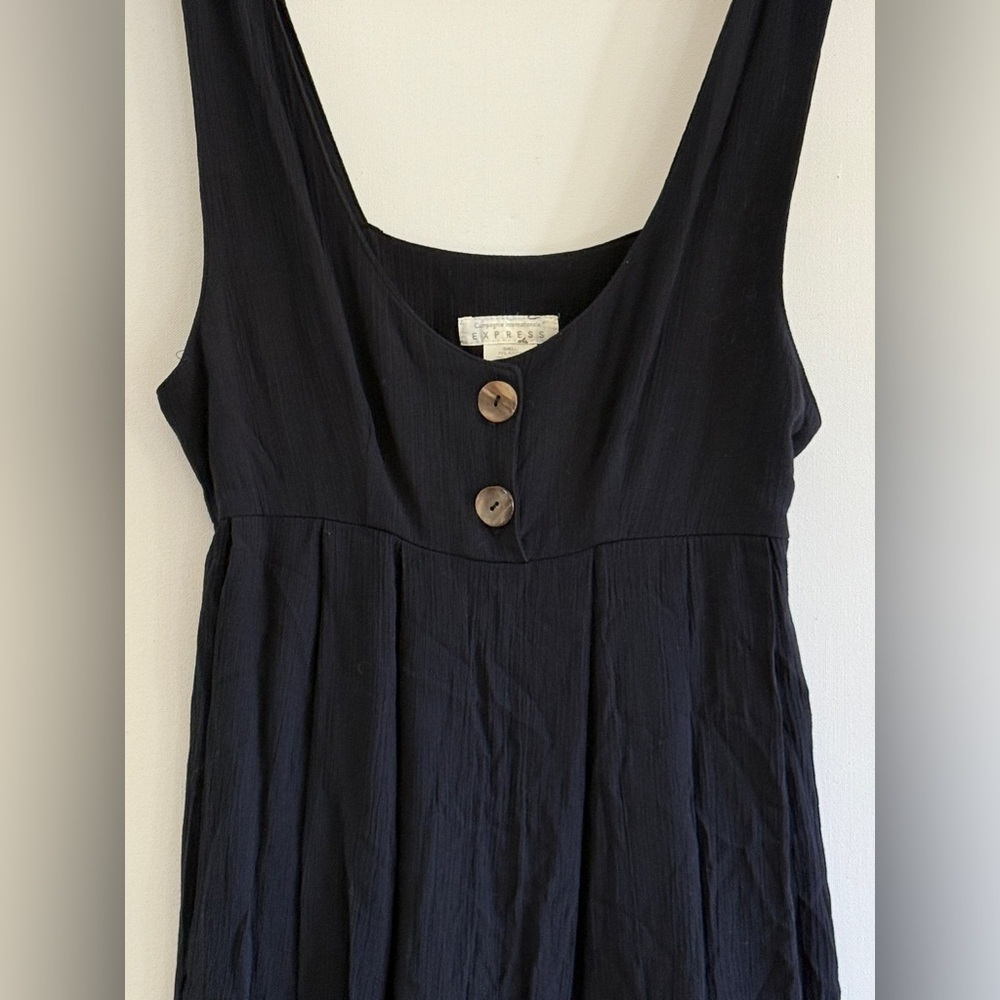 Express Dress - Picture 2 of 7